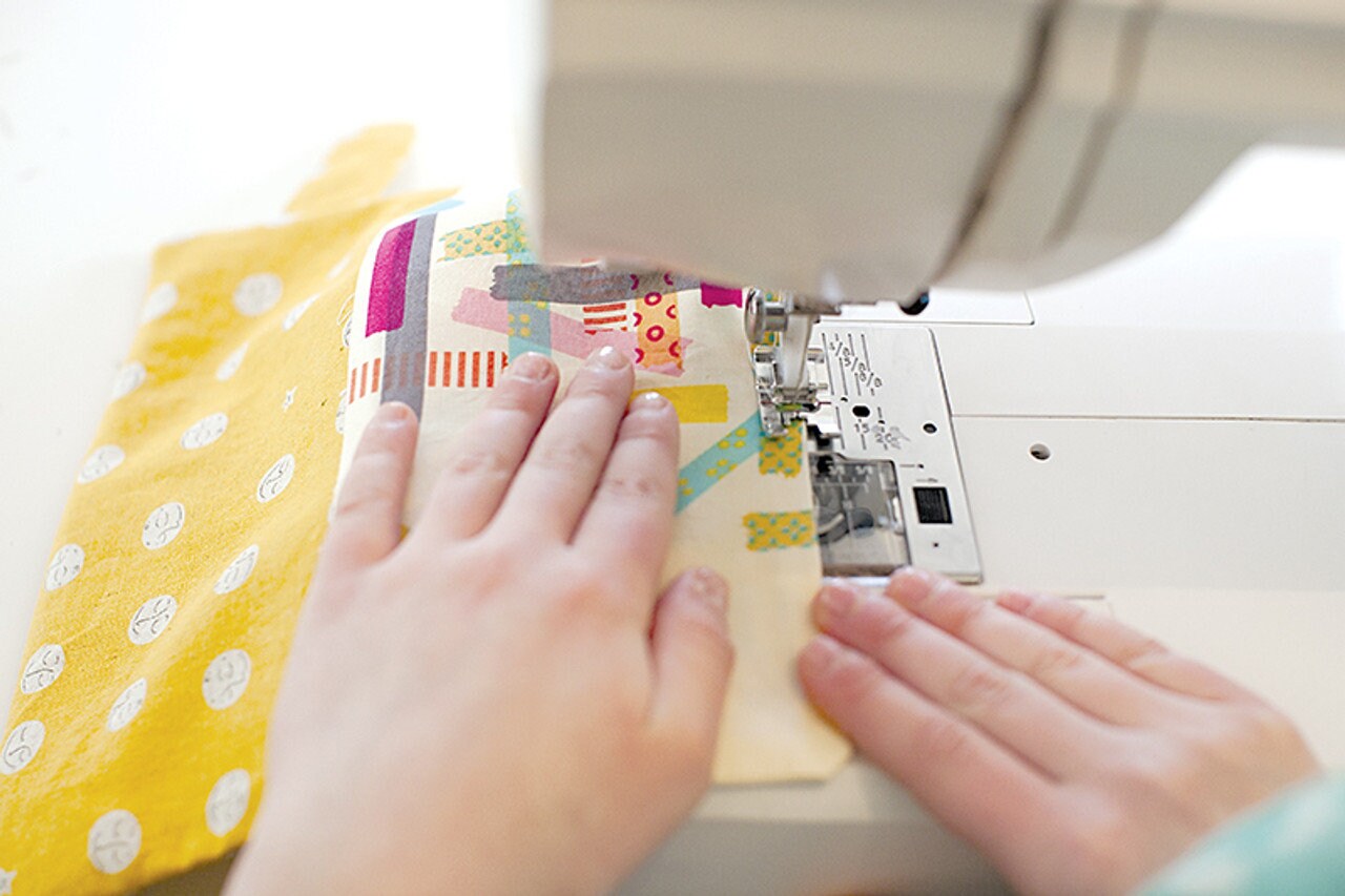 Sewing for Beginners a Handy Pocket Guide compiled by Annabel Wrigley for C&T Publishing