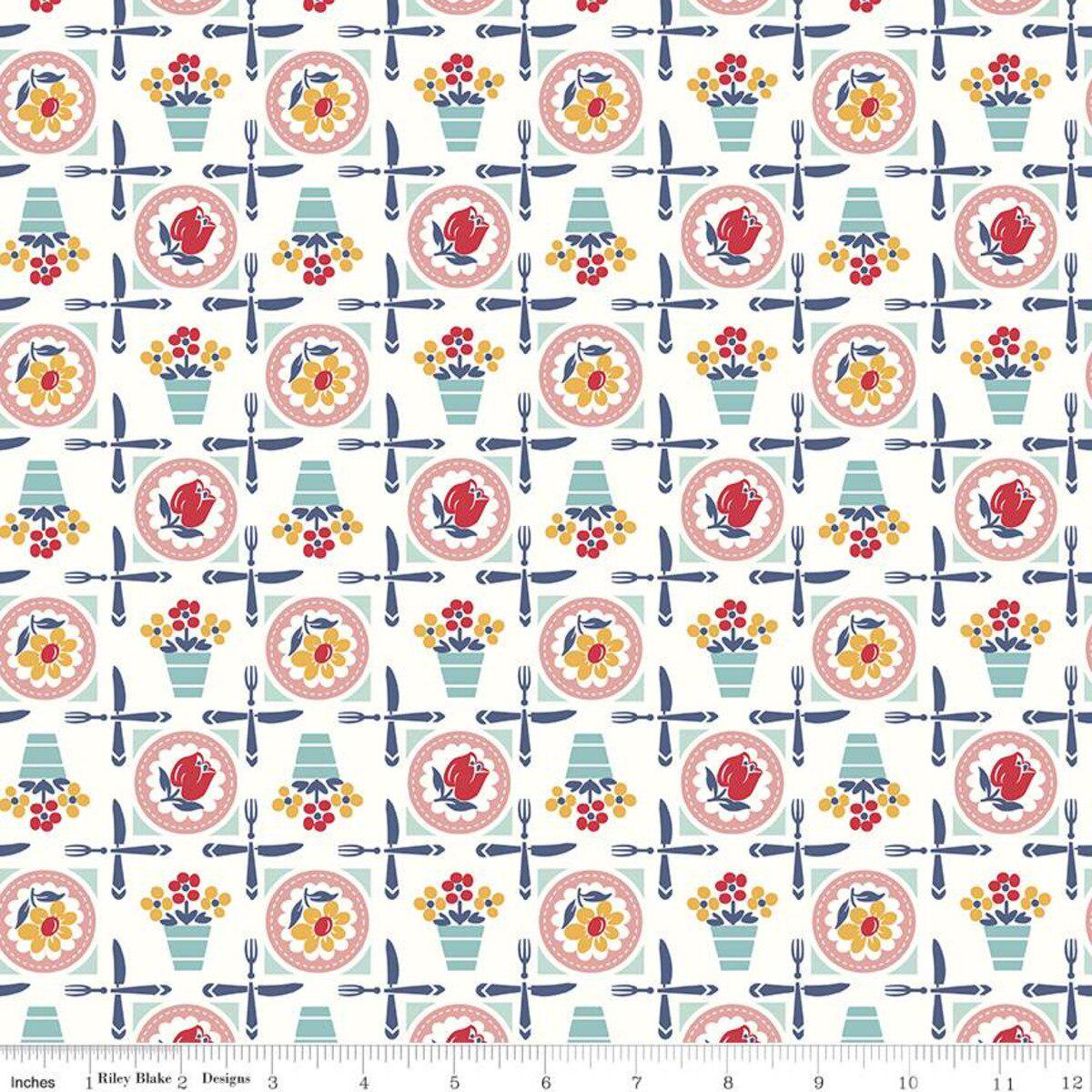 Cook Book Luncheon in Coral by Lori Holt for Riley Blake Designs. Continuous Cuts of Quilter's Cotton fabric.