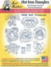 Well Preserved Aunt Martha&#39;s #4028 Vintage Embroidery Hot Iron Transfer Pattern