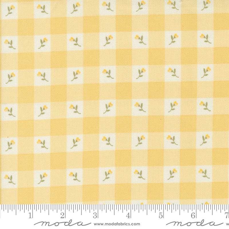 Picnic Checks and Plaids Flower in Afternoon Yellow by My Sew Quilty Life for Moda. Continuous cuts of Quilter's Cotton Fabric