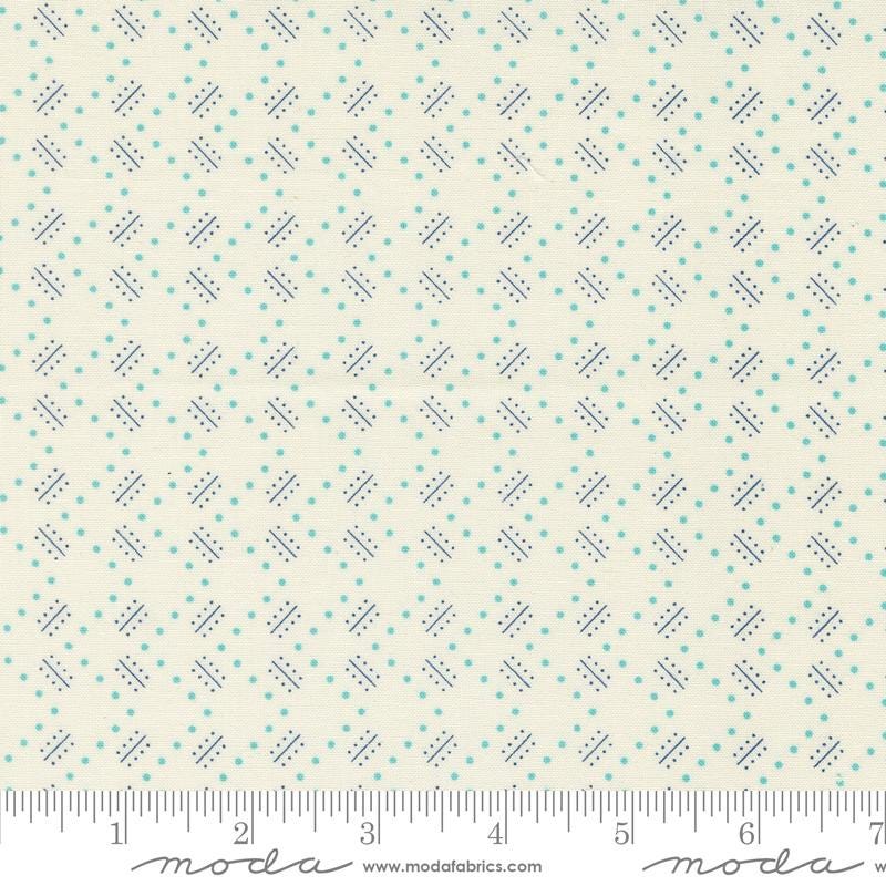 Time and Again Zigzag Blender Dot Geometric in Flour Aqua by Linzee McCray for Moda. Continuous cuts of Quilter's Cotton Fabric