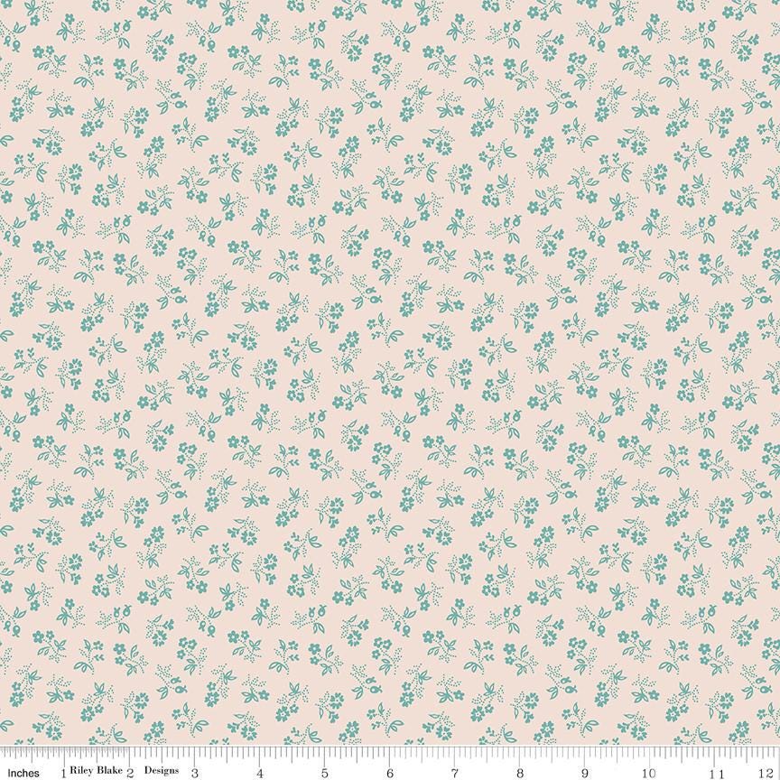 Farmer's Daughter by Lori Holt of Bee in My Bonnet for Riley Blake Designs. Quilter's Cotton Fat Quarter Bundle. 54 18 x 22 inch squares