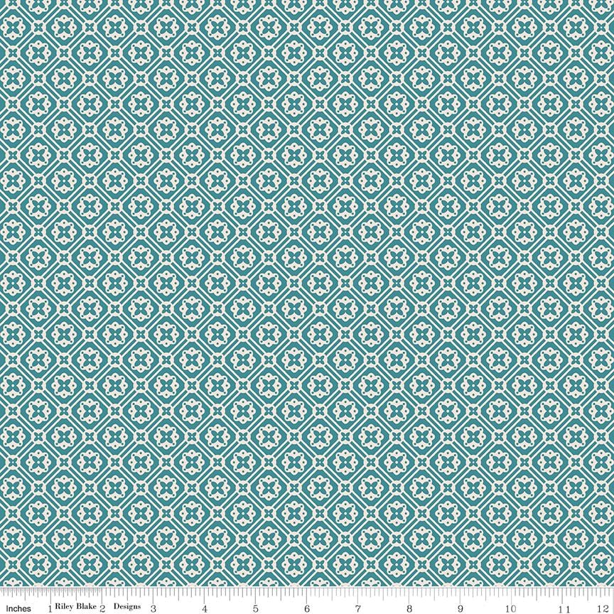 Farmer's Daughter by Lori Holt of Bee in My Bonnet for Riley Blake Designs. Quilter's Cotton jelly roll 40 piece set of 2.5 by 44" strips