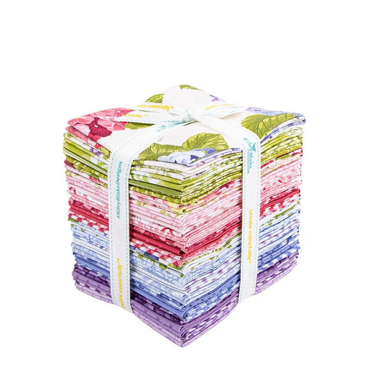 Hydrangeas in the Garden by Jennifer Bosworth of Shabby Fabrics for Riley Blake Designs. Fat Quarter Bundle. 27 squares