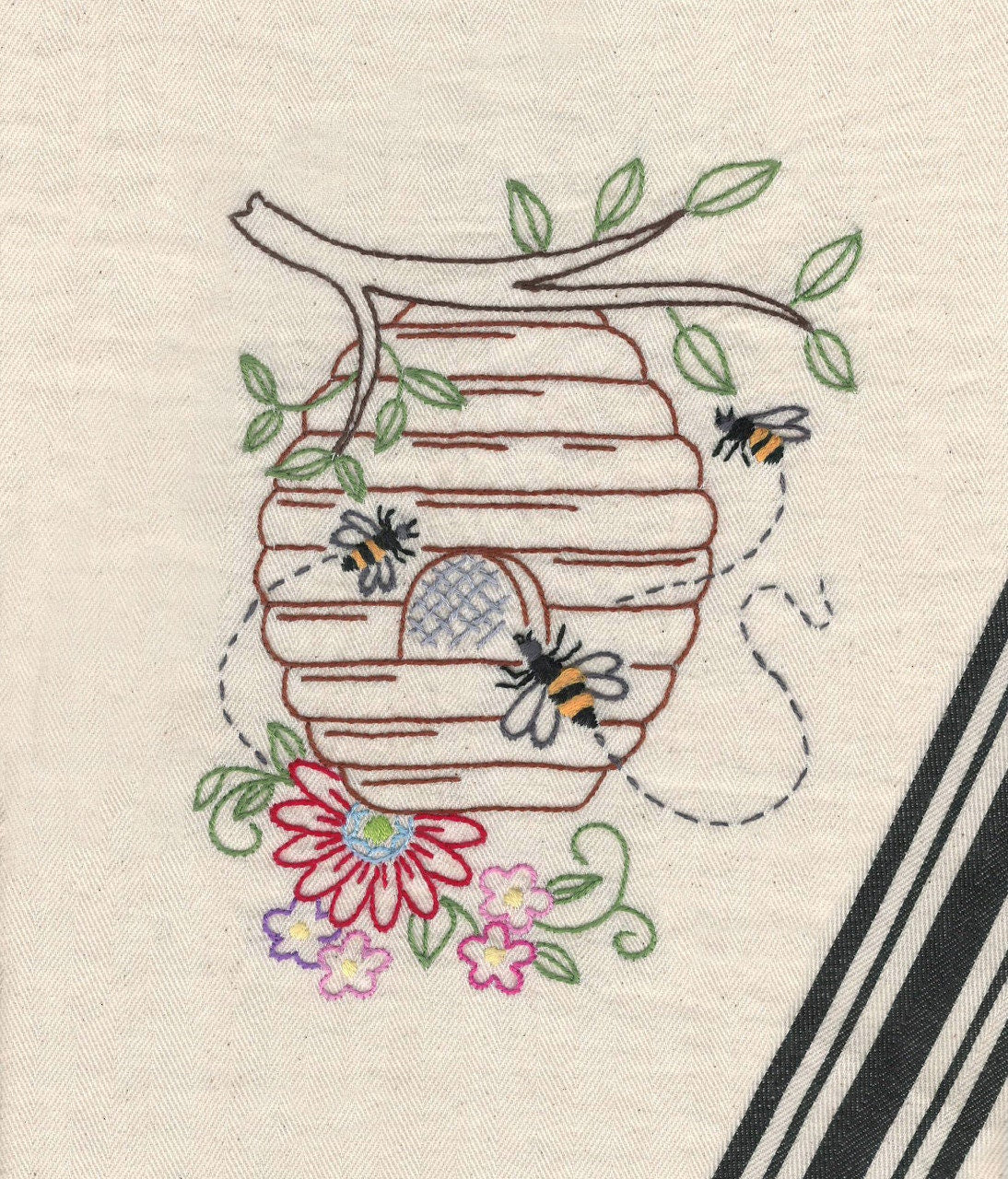 Buzzing Bees Aunt Martha's #4038 Vintage Embroidery Hot Iron Transfer Pattern