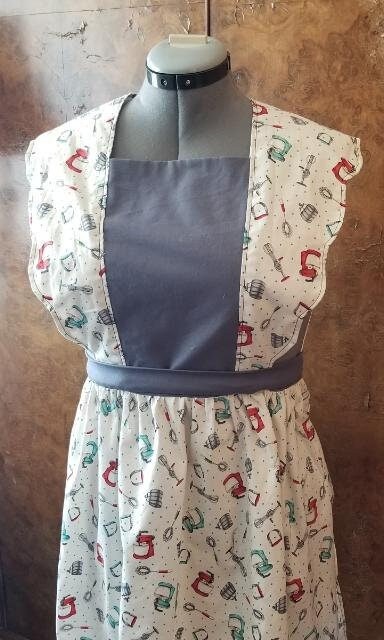 Vintage style apron made with Happiness is Homemade fabric of vintage kitchen appliances